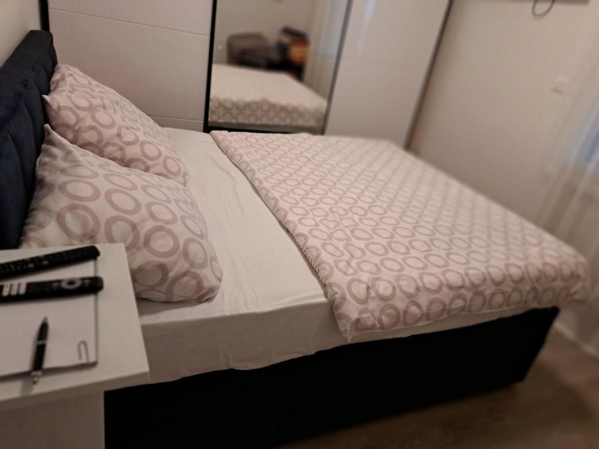 Zefir Apartments Premantura Dış mekan fotoğraf
